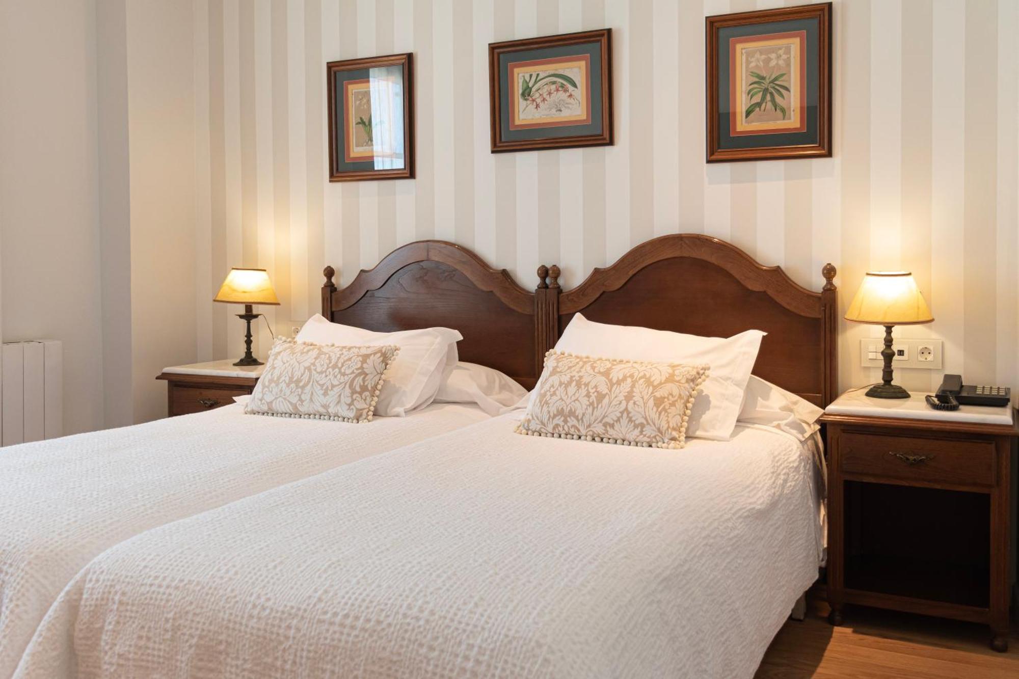 Hotel Monumento Convento De San Benito A Guarda Eksteriør billede