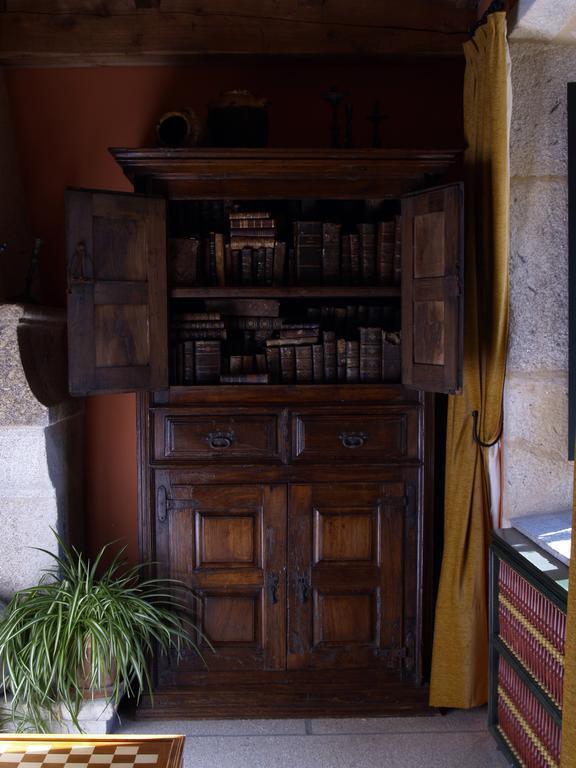 Hotel Monumento Convento De San Benito A Guarda Eksteriør billede