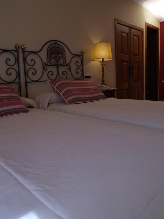 Hotel Monumento Convento De San Benito A Guarda Eksteriør billede