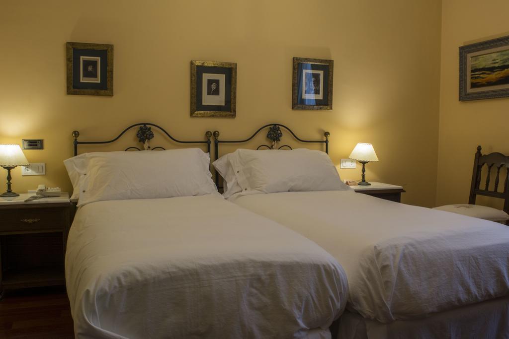 Hotel Monumento Convento De San Benito A Guarda Eksteriør billede